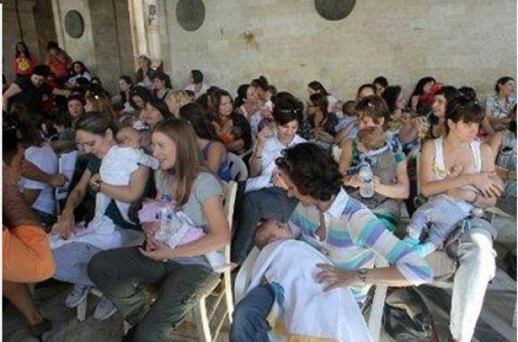 Η εκδήλωση του Ταυτόχρονου Θηλασμού στο Ζάππειο