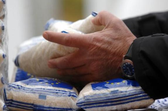 9.641 οικογένειες στη Λέσβο θα λάβουν δωρεάν τρόφιμα ως άποροι !