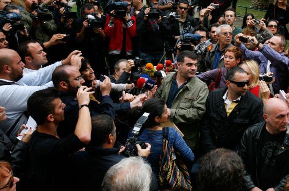 Αθώος ο Κώστας Βαξεβάνης
