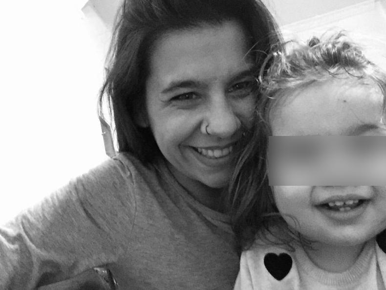 To θύμα Ερατώ Μανωλακέλλη με την κόρη της Ελευθερία – Αγάπη